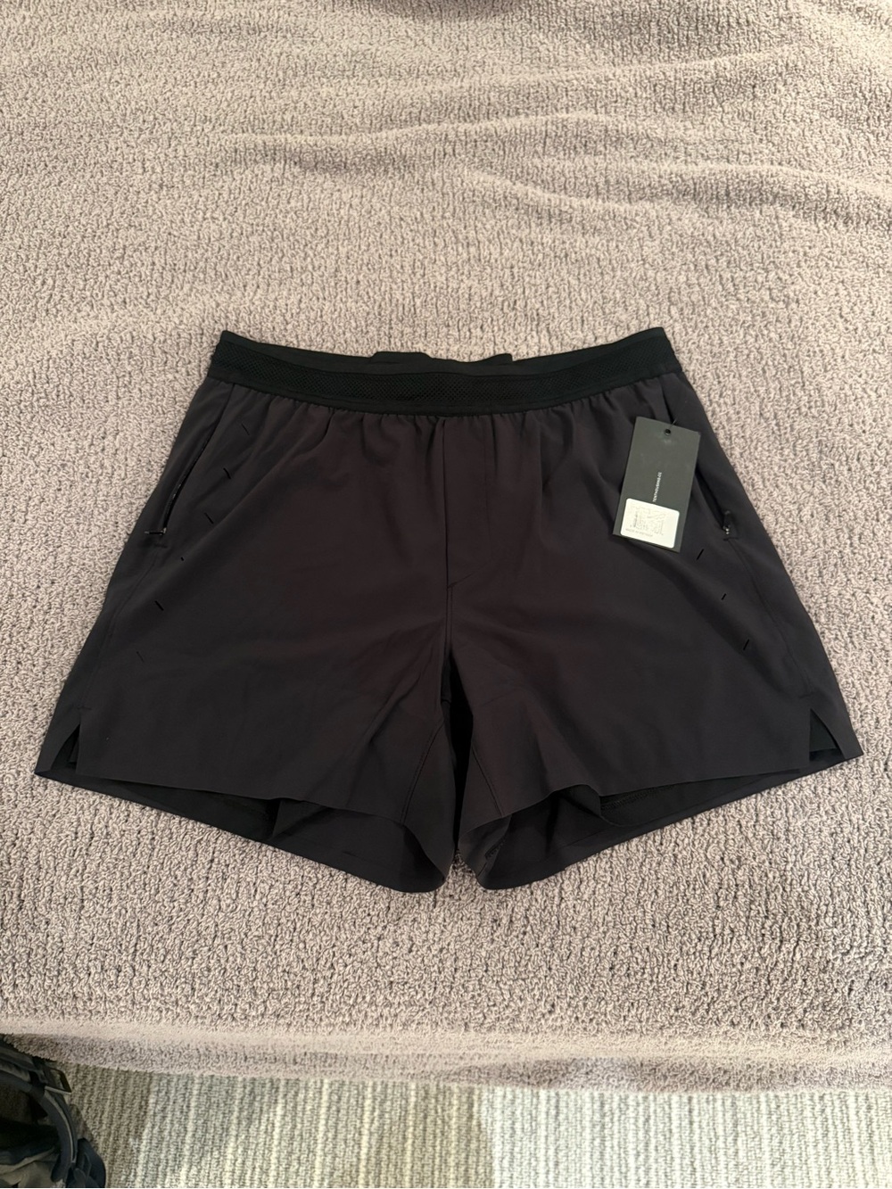 TEN THOUSAND Lined Black Running Shorts
“Session”
5” Inseam
Brand New With Tags
